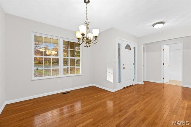 6450 Timber Lane Drive, Mascoutah, IL 62258