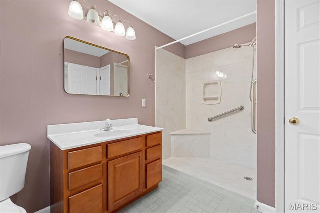 6450 Timber Lane Drive, Mascoutah, IL 62258