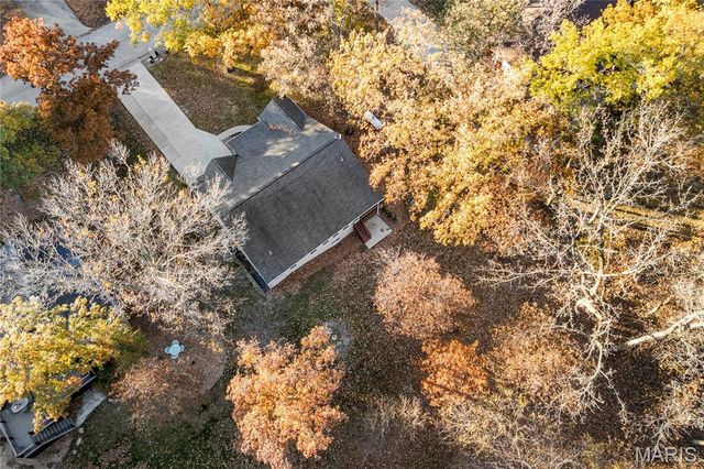 6450 Timber Lane Drive, Mascoutah, IL 62258