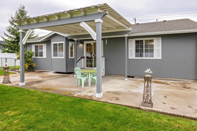 1113 S Adams Rd, Spokane Valley, WA 99037