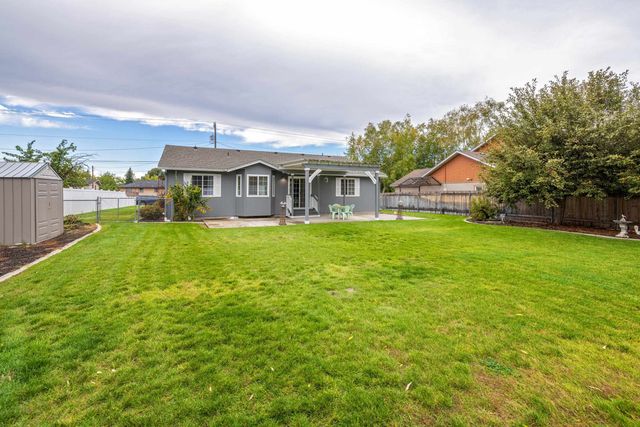 1113 S Adams Rd, Spokane Valley, WA 99037