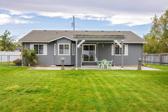 1113 S Adams Rd, Spokane Valley, WA 99037