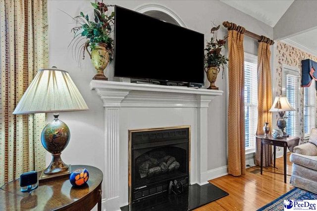 1860 Brigadoone Lane, Florence, SC 29505