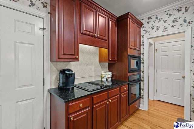 1860 Brigadoone Lane, Florence, SC 29505