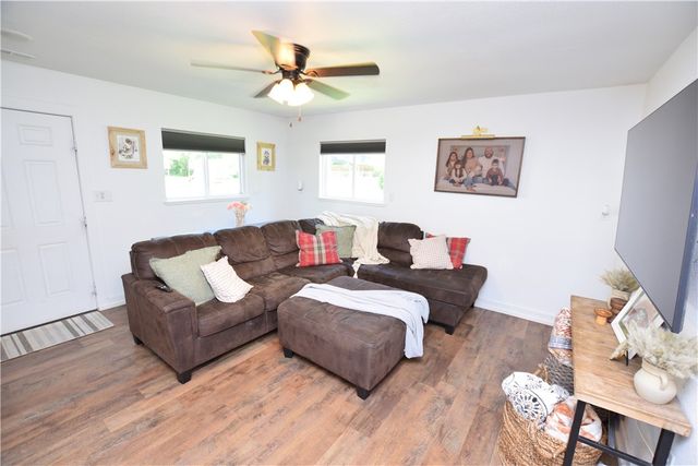 202 W Graham Street, Prairie Grove, AR 72753