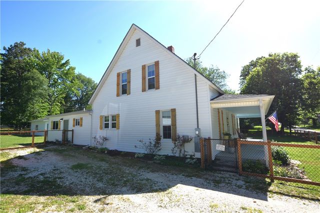 202 W Graham Street, Prairie Grove, AR 72753