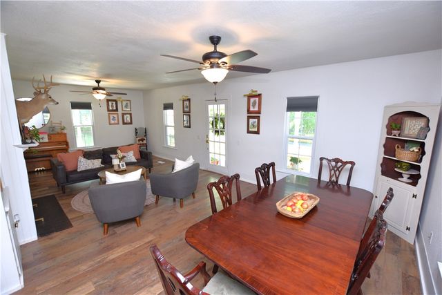202 W Graham Street, Prairie Grove, AR 72753