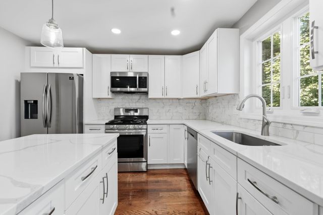 30 Highland St, Revere, MA 02151