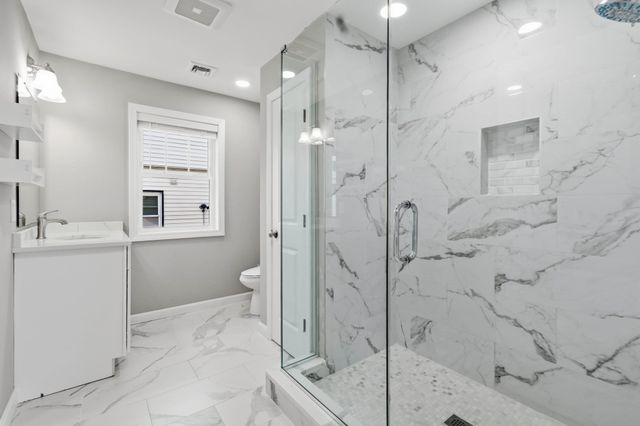 30 Highland St, Revere, MA 02151