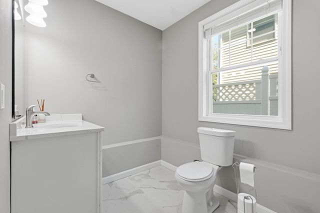30 Highland St, Revere, MA 02151