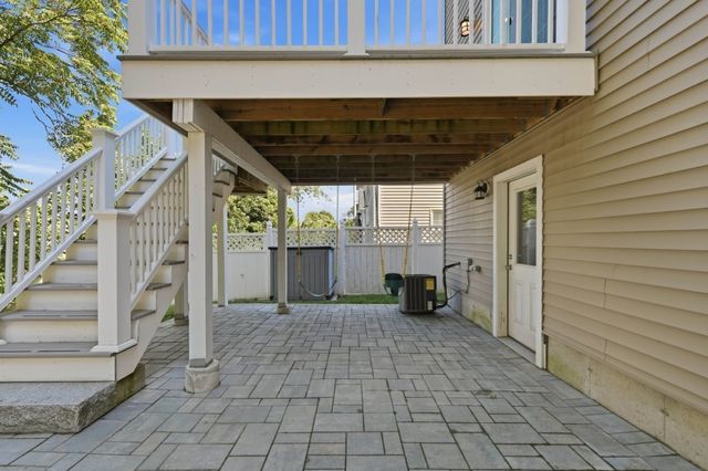 30 Highland St, Revere, MA 02151