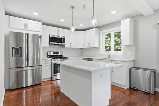 30 Highland St, Revere, MA 02151