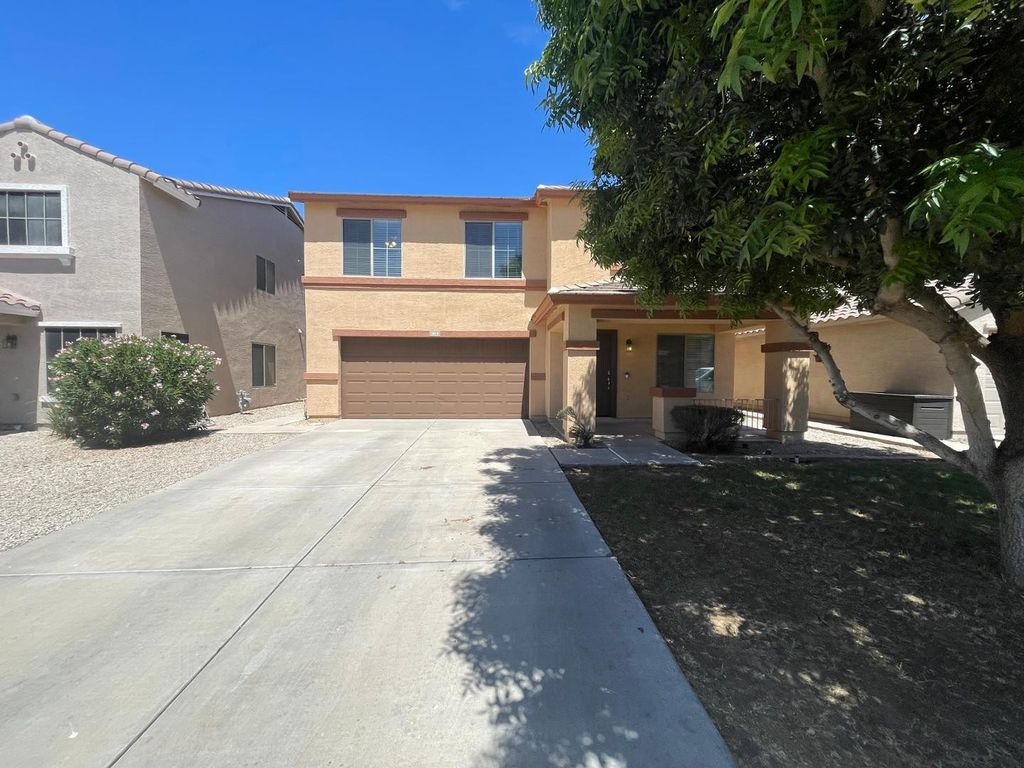 1818 W Desert Seasons Drive, San Tan Valley, AZ 85144