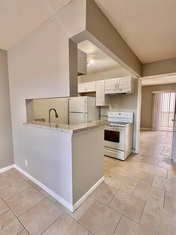 1500 N Congress Avenue A202, West Palm Beach, FL 33401