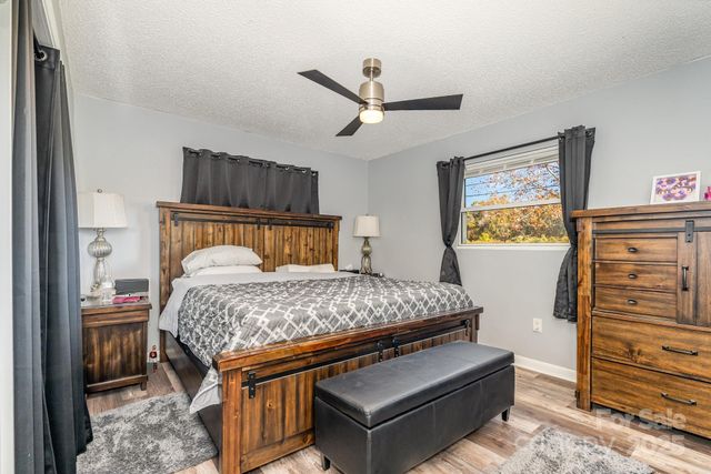 6600 Barrier Store Road, Mount Pleasant, NC 28124