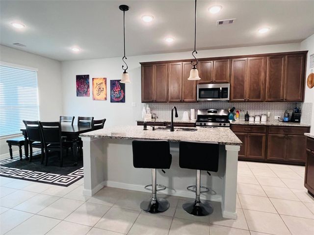 8514 Belfast Manor Lane, Richmond, TX 77407