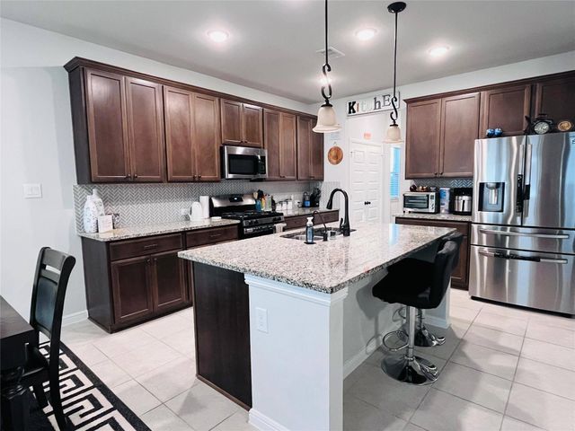 8514 Belfast Manor Lane, Richmond, TX 77407