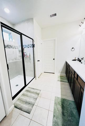 8514 Belfast Manor Lane, Richmond, TX 77407