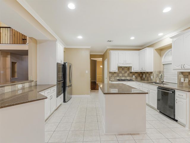 122 Wentwood Drive, Murphy, TX 75094