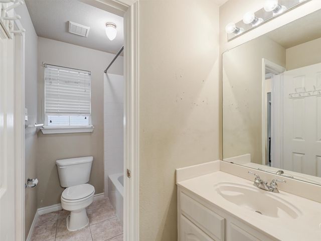 122 Wentwood Drive, Murphy, TX 75094
