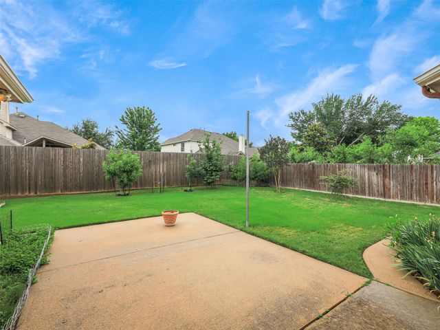 122 Wentwood Drive, Murphy, TX 75094