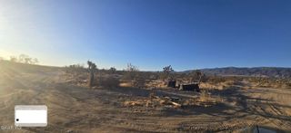 26000 E Avenue W-11, Llano, CA 93544