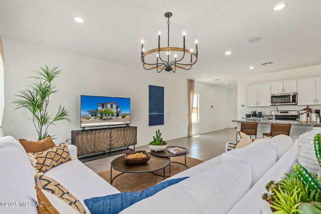 12246 E Patricia Ann Drive, Vail, AZ 85641