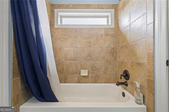 8910 Ellesmere Drive, Cumming, GA 30041