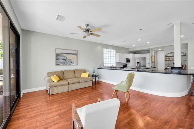 77955 Lago Drive, La Quinta, CA 92253