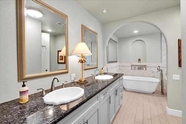 77955 Lago Drive, La Quinta, CA 92253