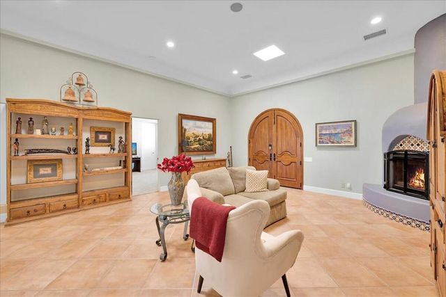 77955 Lago Drive, La Quinta, CA 92253