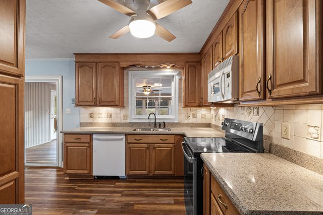 7085 Hobgood Road, Fairburn, GA 30213