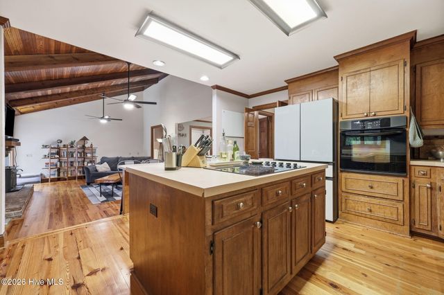 221 Joseph Street, Greenville, NC 27858