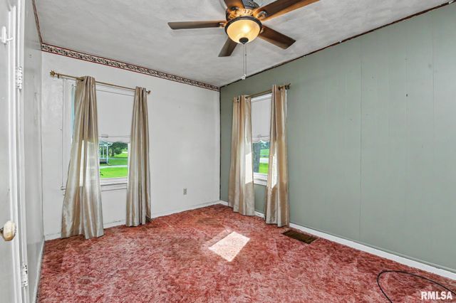 13650 IL Route 29, Pekin, IL 61554