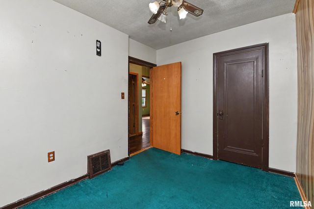 13650 IL Route 29, Pekin, IL 61554