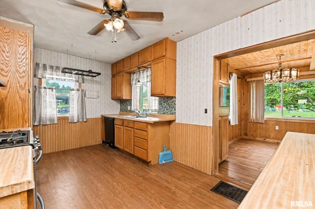 13650 IL Route 29, Pekin, IL 61554