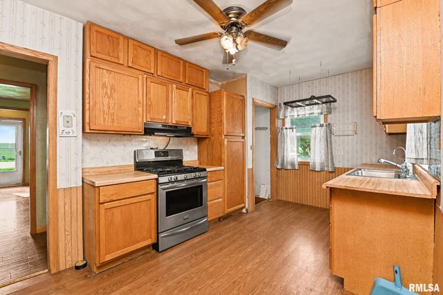 13650 IL Route 29, Pekin, IL 61554