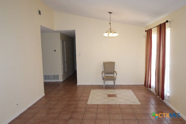 2305 Chestnut Drive, Killeen, TX 76543