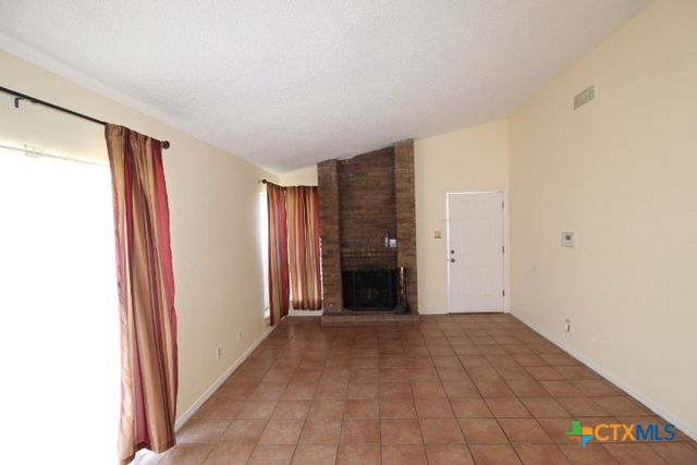2305 Chestnut Drive, Killeen, TX 76543