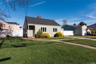 22 Carman Boulevard, Massapequa, NY 11758