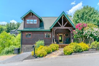 905 McMakin Way, Pigeon Forge, TN 37863