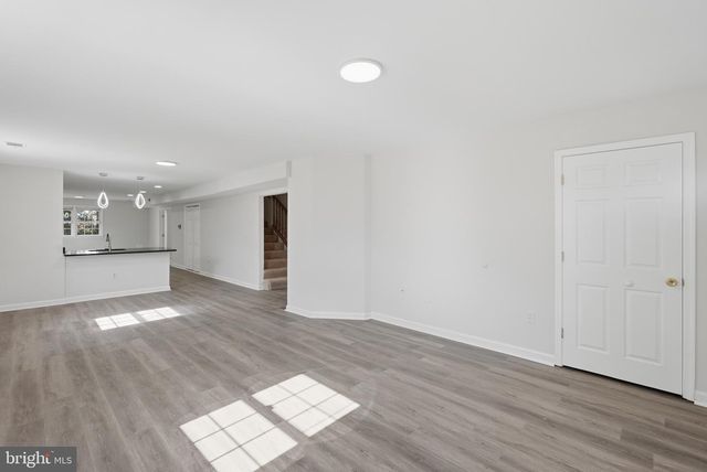 5107 CALL PL SE, Washington, DC 20019
