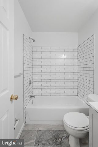5107 CALL PL SE, Washington, DC 20019
