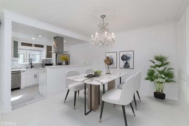 1228 N La Cienega 106, West Hollywood, CA 90069