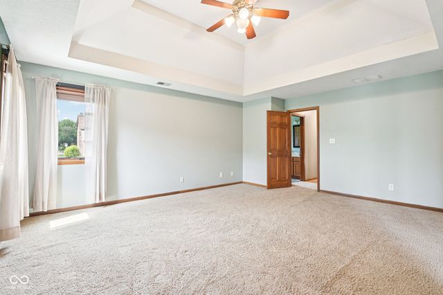 7082 Hunters Ridge Drive, Plainfield, IN 46168