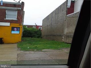 1214 S 60TH STREET, Philadelphia, PA 19143