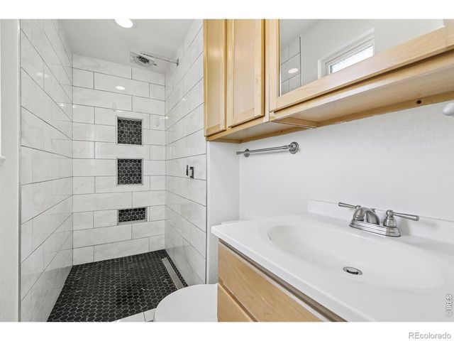 1636 S Vivian Street, Longmont, CO 80501