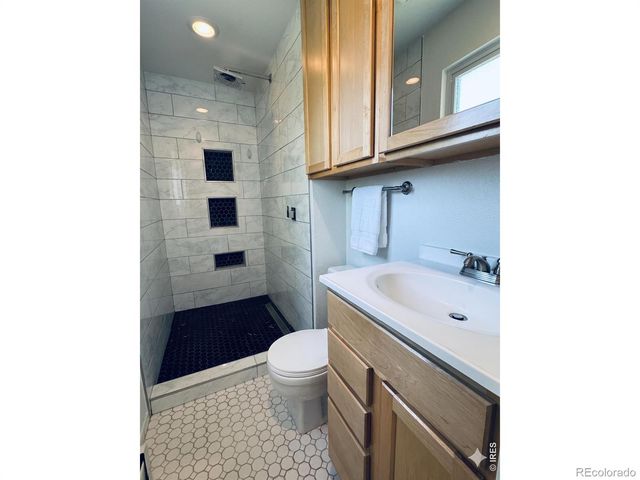 1636 S Vivian Street, Longmont, CO 80501