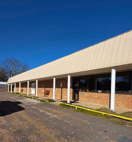 20989 Renee Dr., Chandler, TX 75758