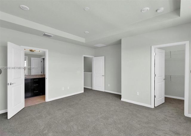 1240 Eucalyptus Dr 2, Hollywood, FL 33021